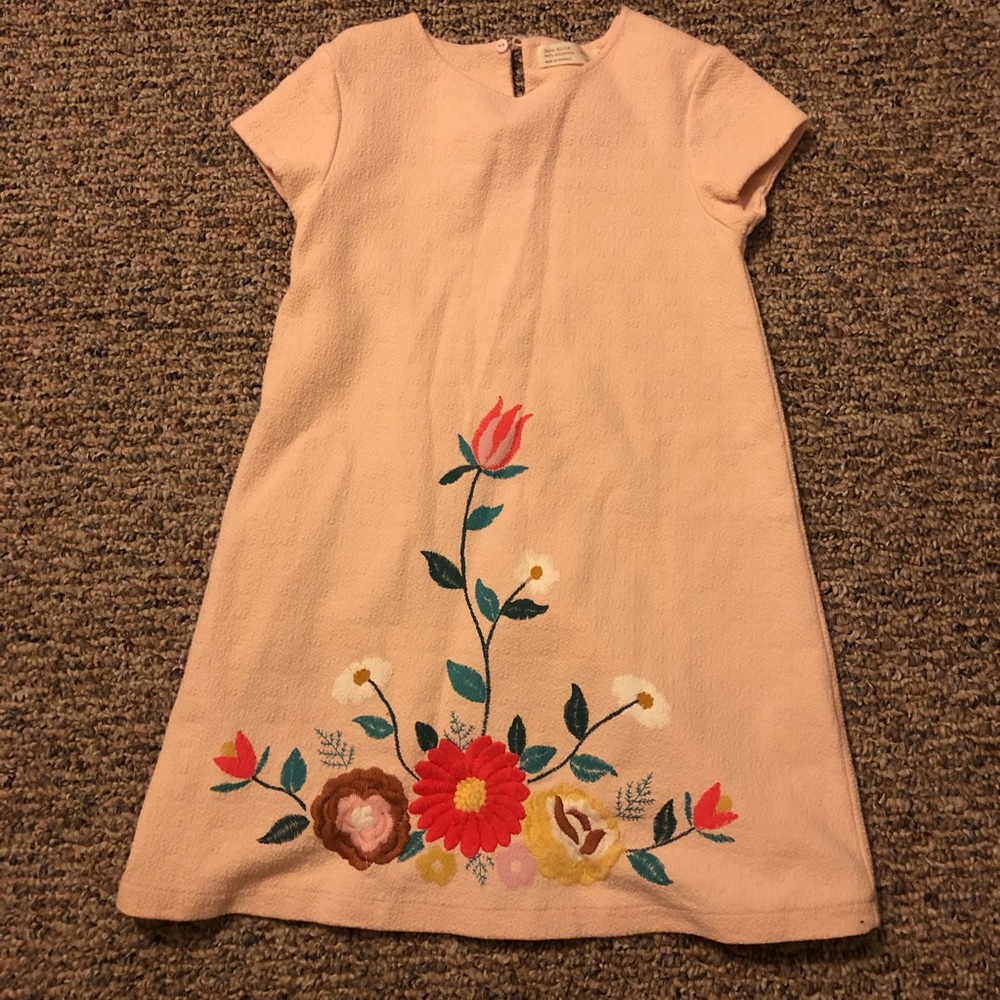 Girls dress
